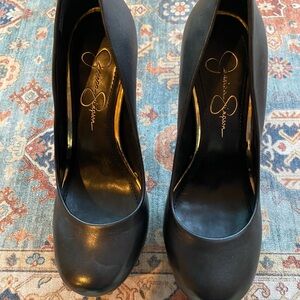 Jessica Simpson Black Round Toe Platform High Heels